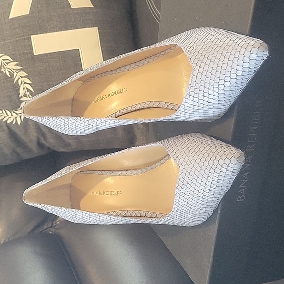 Banana Republic pumps - Picture 5 of 5